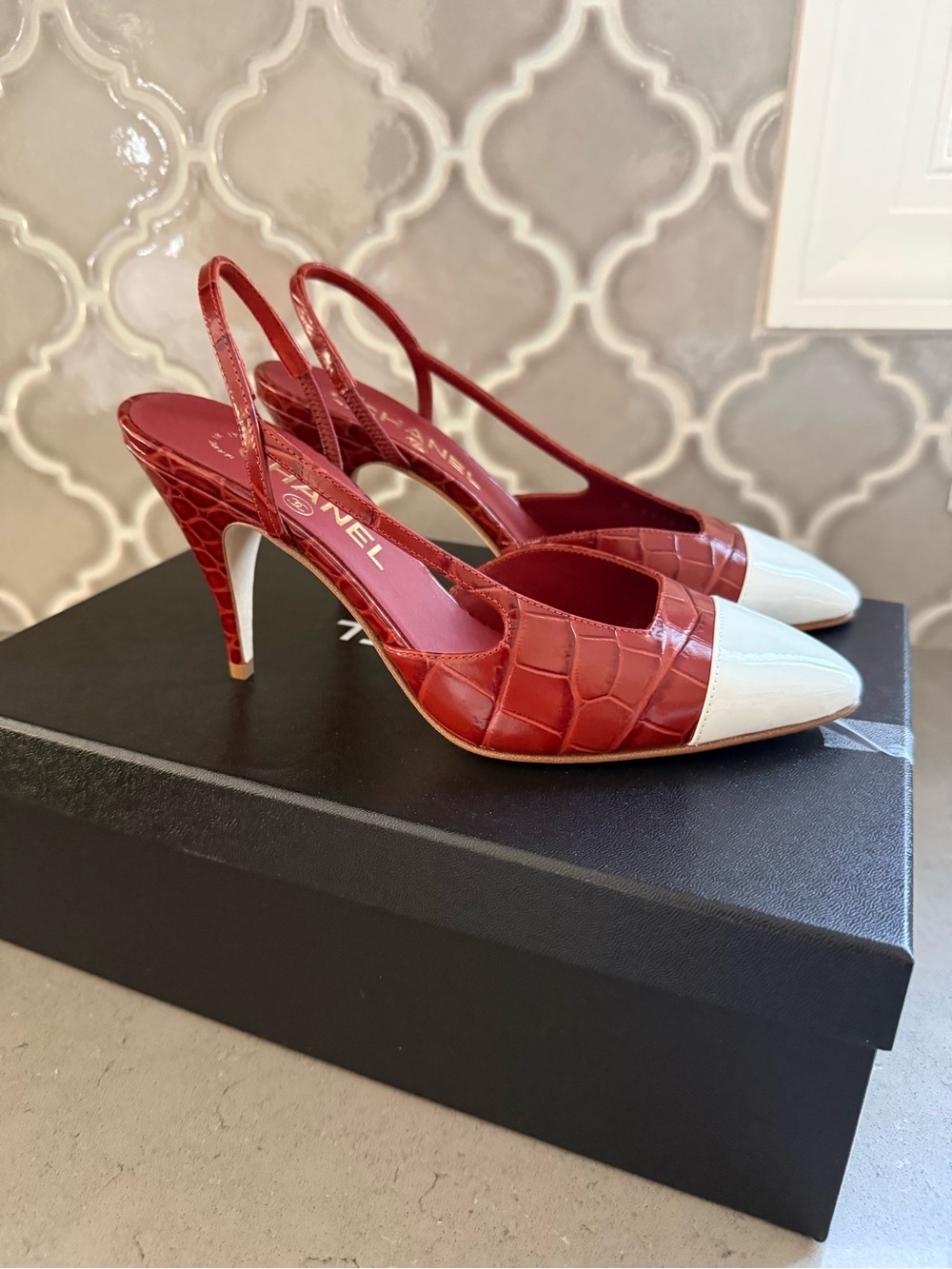 CHANEL Red and White Croc-Embossed Slingback Heels